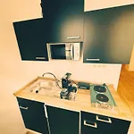 Wohngut-city Apt. 1 Zi. 1 Db + 1 Ez 34 Qm Mit Parkplatz *