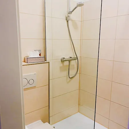 דירה Wohngut-city Apt. 1 Zi. 1 Db + 1 Ez 34 Qm Mit Parkplatz האגן